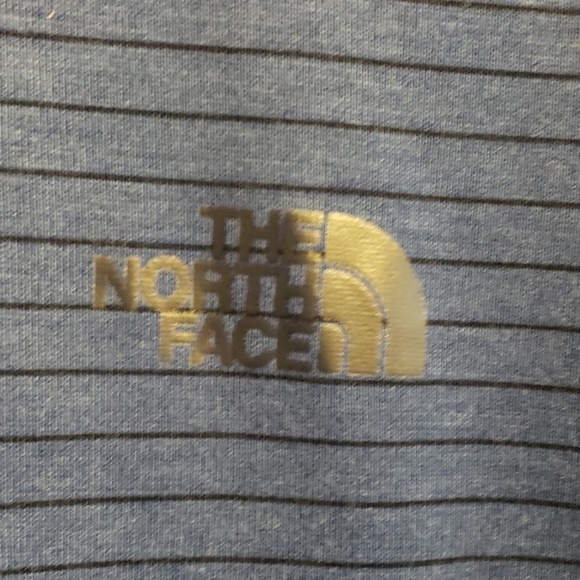 The north face flashdry tshirt blue & black stripe - Picture 2 of 4